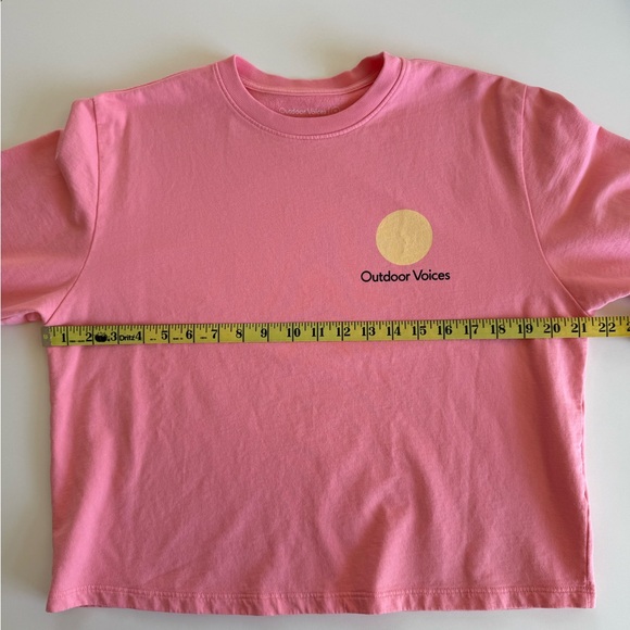 NWT Outdoor Voices Circle Logo Cropped Crewneck Pink Punch Medium - Picture 6 of 7